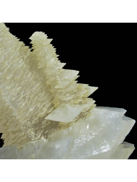 Spécimen Minéral Ilvaite Sur Calcite - Provenance Dalnegorsk, Russie - Pièce De Collection
