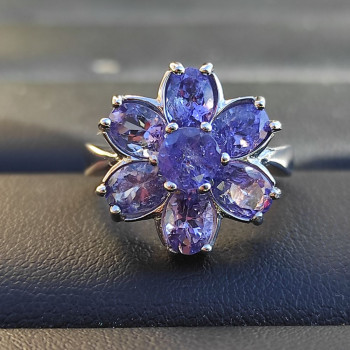 Bague Tanzanites