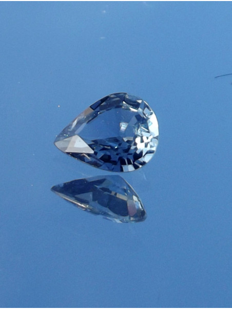 Saphir D'Auvergne Rare 0.20ct - 3.5x2mm Bleu-vert VS - Naturel Non Traité, Taille Excellente